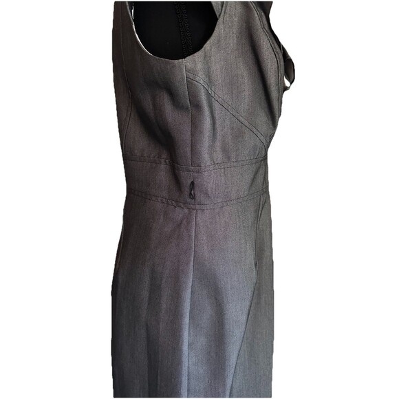 Sandra Darren Women’s Gray Short Sleeve Ruffle V-Neck Classic Dress Sz 8 - Picture 4 of 9